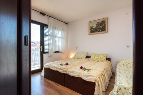  Apartments Radic, Pension in Marina