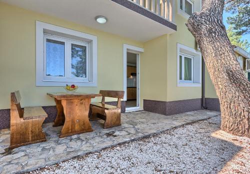 Apartments & Bungalows Ivanović - image 12
