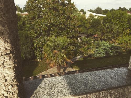 Kilátás, Sunny family apartment in villa - HUMANITAS FORUM IEO in Pieve Emanuele