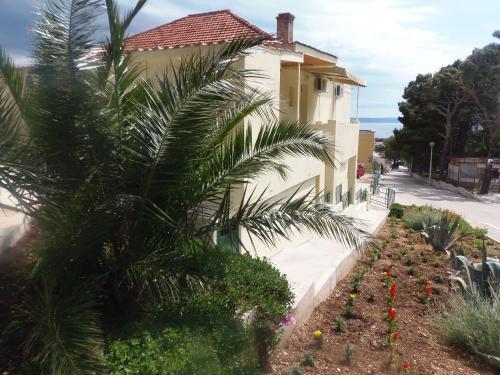 Studio Apartments Marija