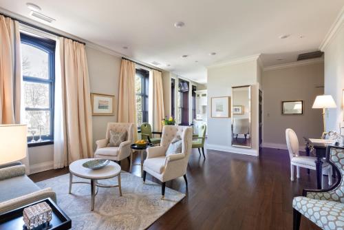 悉尼精品賓館及套房 (Sydney Boutique Inn & Suites) in 夏洛特敦市中心