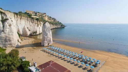 Strand, Hotel Mediterraneo in Vieste