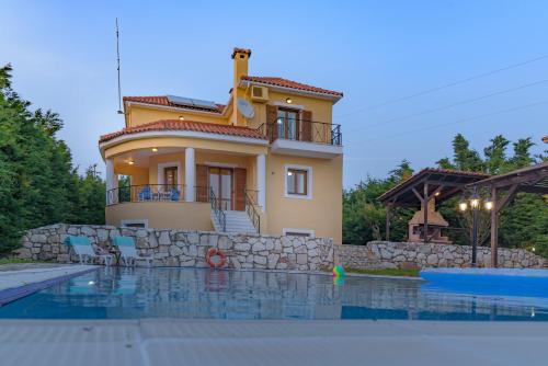  Kefalonia Houses in Sarlata