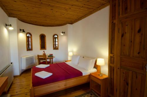 St John's House - image 11