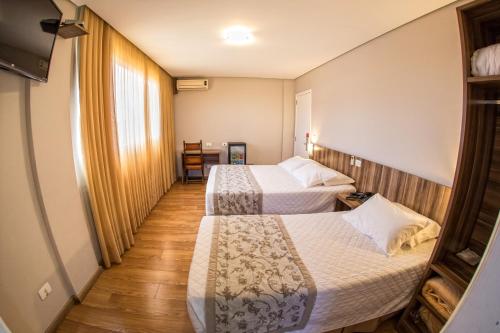 Hotel Campo Largo Comfort Hotel Campo Largo is perfectly located for both business and leisure guests in Campo Largo. Featuring a complete list of amenities, guests will find their stay at the property a comfortable one. Take 