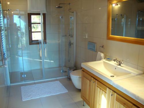 St John's House - image 3