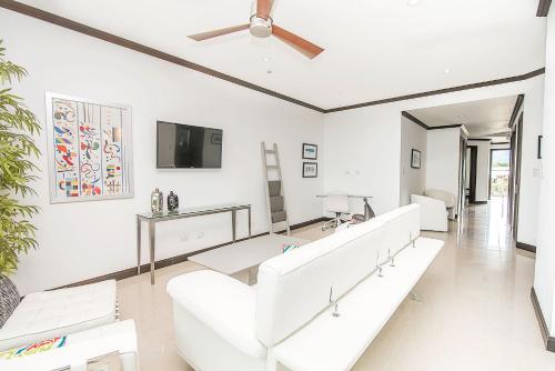 Best in Jaco Condos at Diamante del Sol, Jacó (foto 3)