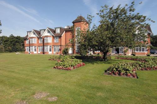 Grovefield House Hotel