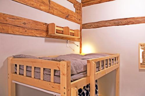 1 bunk bed