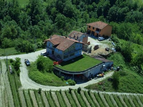  Casa Viglioni, Pension in Monforte dʼAlba