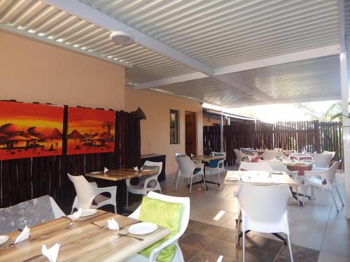 Food and beverages, St Lucia Lodge in Saint Lucia Estuary