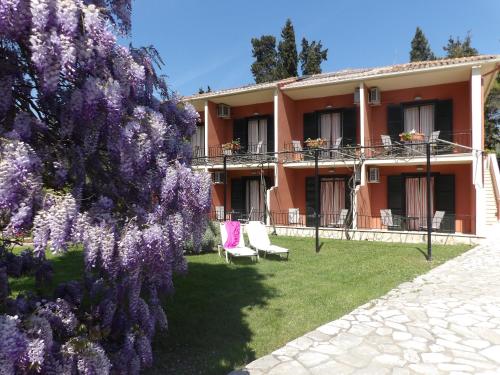 Dassia Beach Pension in Dassia