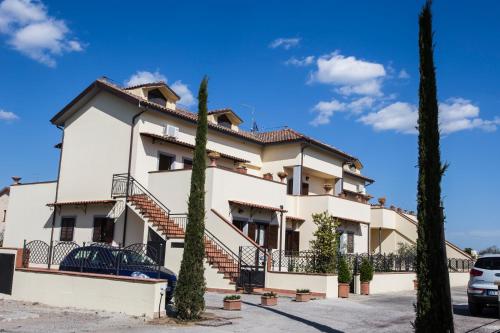 Two-Bedroom House image 10