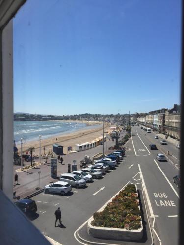 The Beach House - image 10