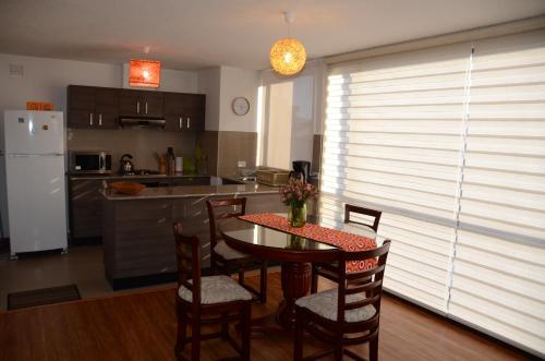 ห้องครัว, Suite for savvy travellers in bohemian La Floresta in ลา ฟลอเรสตา