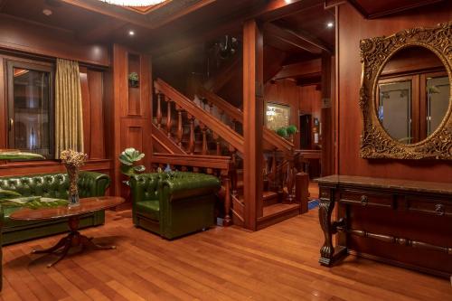 Lobby, Hotel Senigallia in Skopje