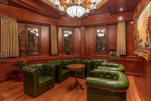 Lobby, Hotel Senigallia in Skopje