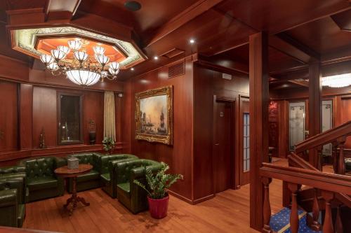 Lobby, Hotel Senigallia in Skopje