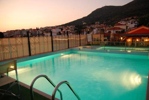 Swimming pool, Aeolis Hotel in Samos City Center