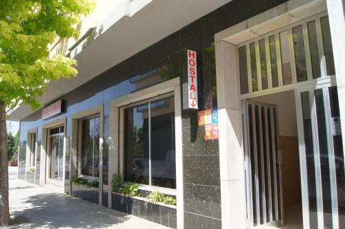 Hostal Sanmar - image 12