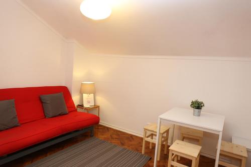  White cosy apartment in Lissabon
