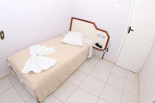 1 twin bed
