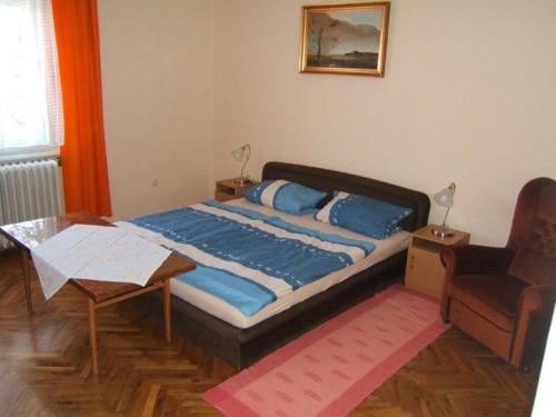 Guestroom, Pallosi Haz "A" in Sarvar
