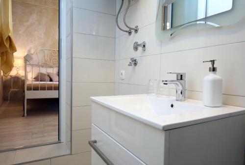 Luxury Lidija Rooms - image 5