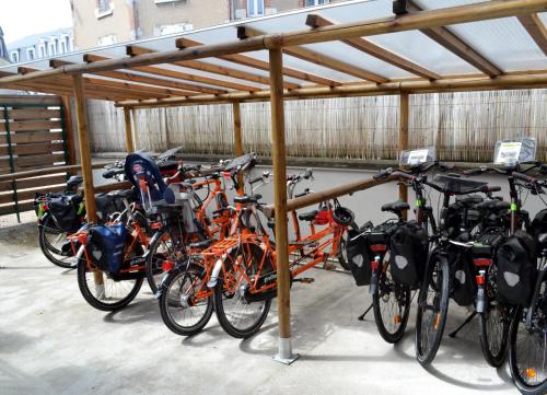 Hôtel Restaurant LE MONARQUE - image 14