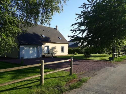 Maison calme et campagne photo 19