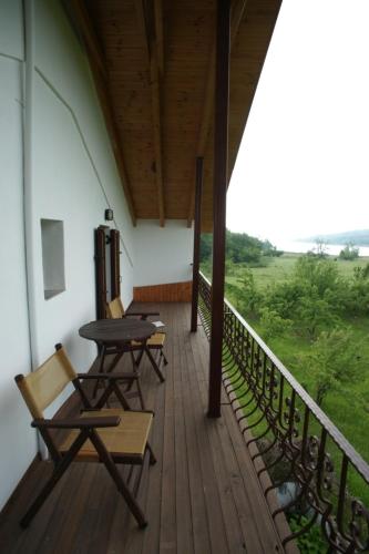 Double or Twin Room with Lake View