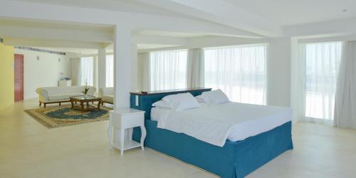 Ibiscus Hotel - image 14