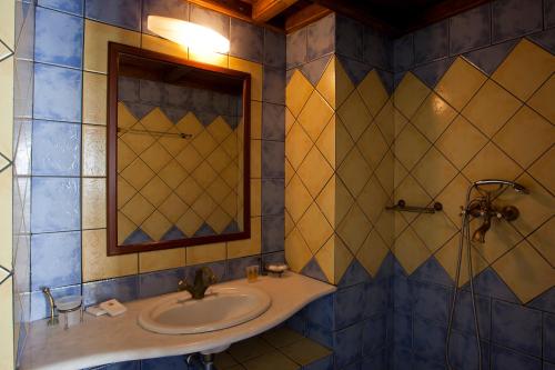 Chateau Zevgoli – Naxos City, UT