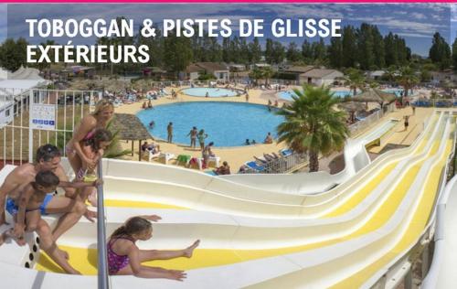 Swimming pool, Mobile Home Service Hotelier in Cais