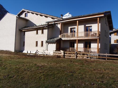 Chalet l'aubépine résidence B&B - image 11