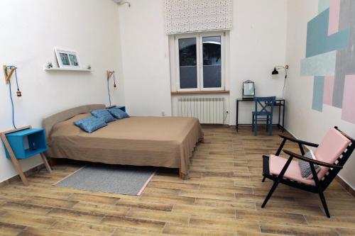 Blue Box Apartment