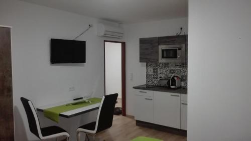 Apartment (2 Adults)