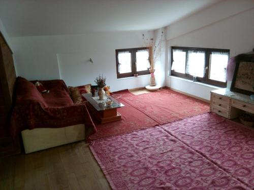  Rural House in Afídhnai