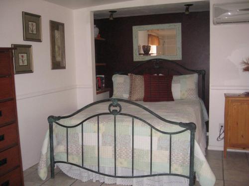 Cottage image 6