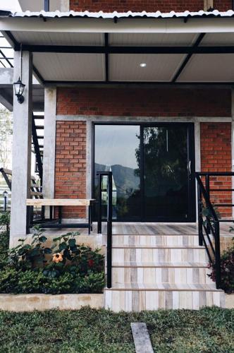 Khao Kho Overview Resort - Tap to explore photos