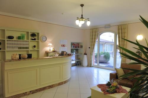 Фойє, Hotel Plazza in Поркарі