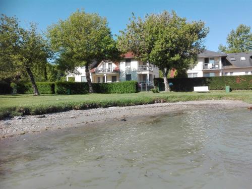  Villa Gabriella - Vízparti in Balatonboglár