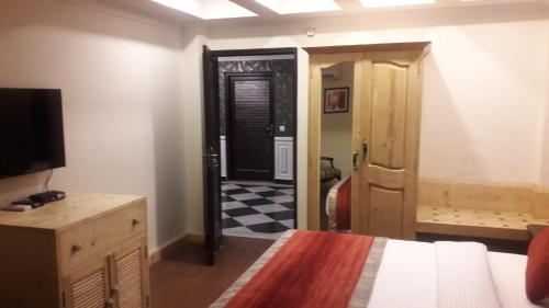 Premium Room image 4