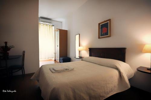 Federici Guest House Federici Guest House is a popular choice amongst travelers in Rome, whether exploring or just passing through. The property offers a wide range of amenities and perks to ensure you have a great time. 