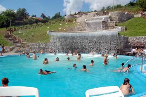 娱乐活动, Heartland City B&B in 图兹拉