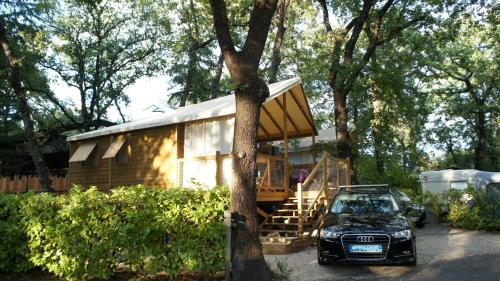 Superior Cabana