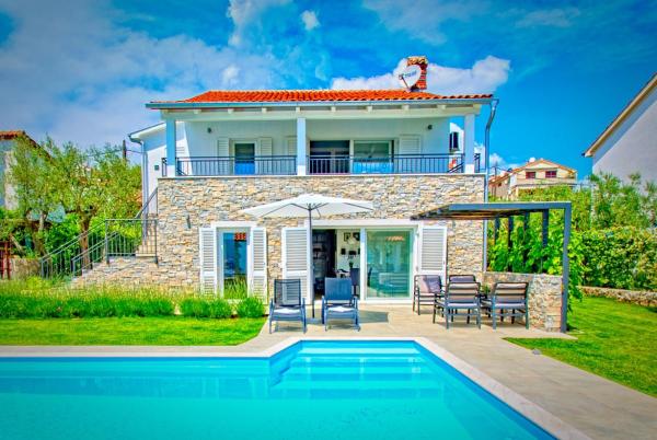 Salt & Sand Villa With A View - Krk