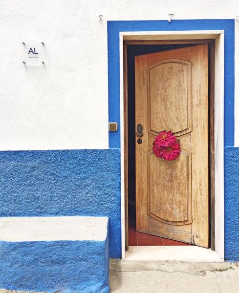 Op de foto is het object A Casa da Avó Leonor te zien, gelegen in de stad Idanha-a-Nova.