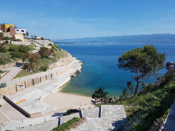 A la foto es mostra l'objecte Hotel Argentum situat a la ciutat de Vrbnik.
