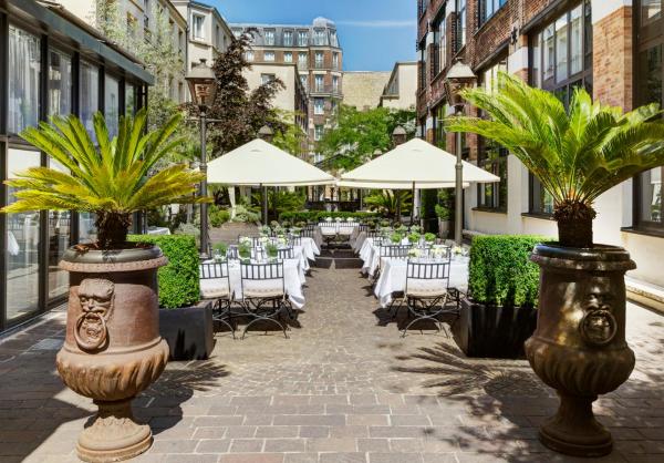 A la foto es mostra l'objecte Les Jardins Du Marais situat a la ciutat de París.